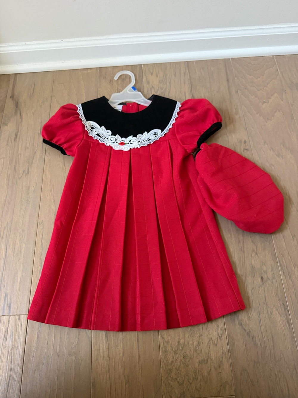 Expressions Red Lace-Collar Dress with beret